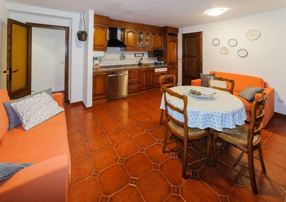 Apartamento Portal Del Agua Albarracín エクステリア 写真