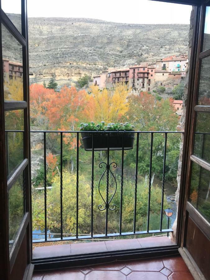 Apartamento Portal Del Agua Albarracín エクステリア 写真